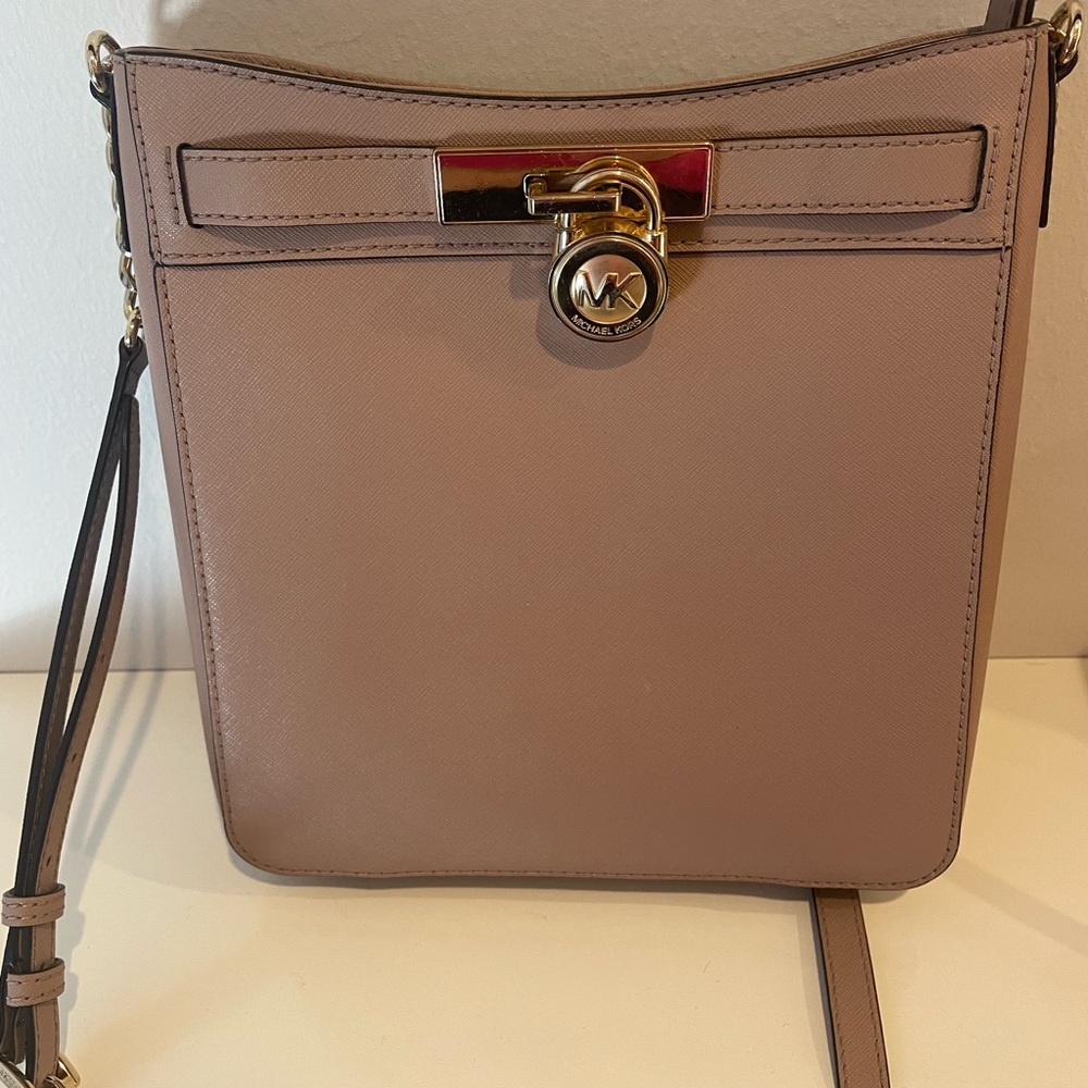 MK blush Jet Set leather crossbody